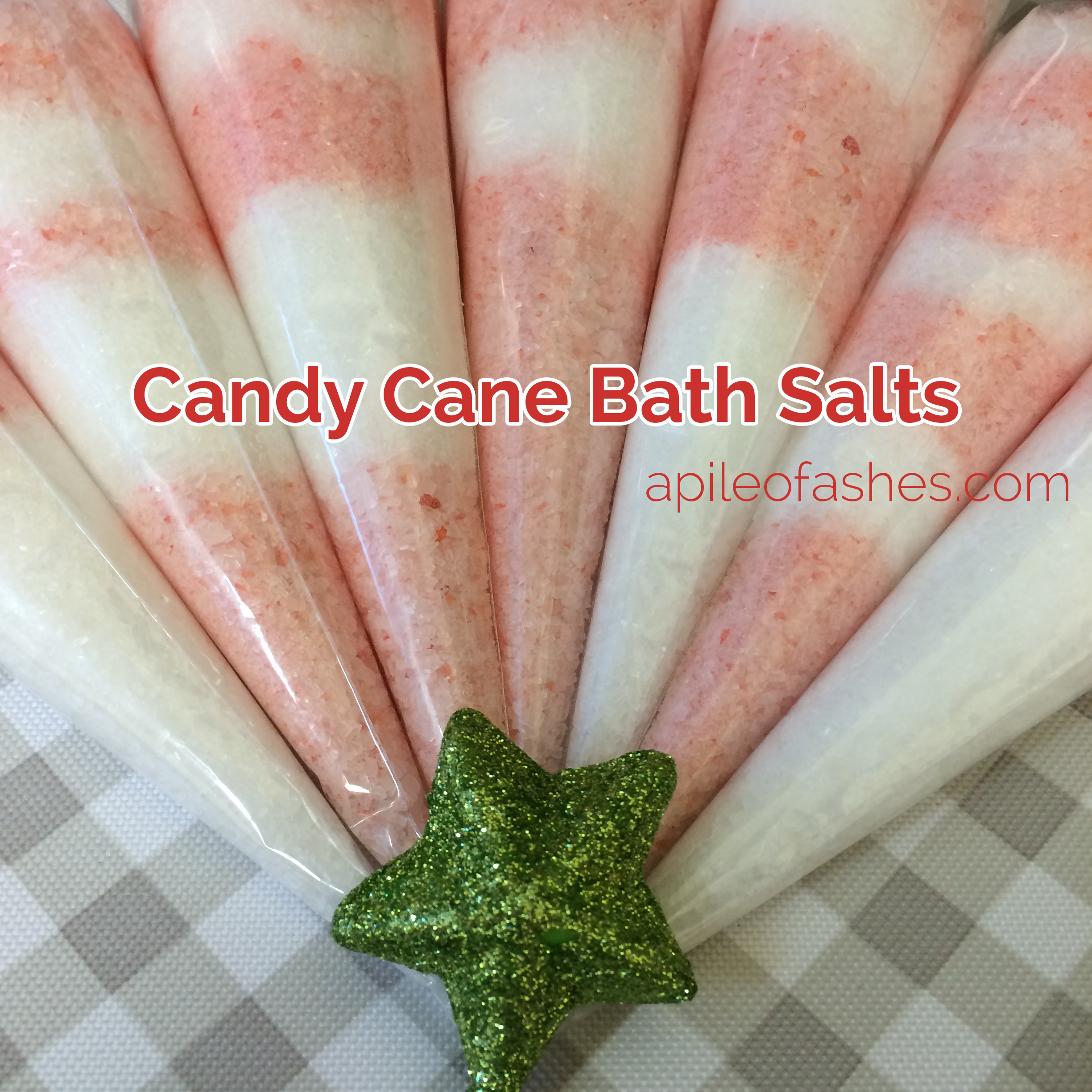 Candy Cane Bath Salts | apileofashes.com
